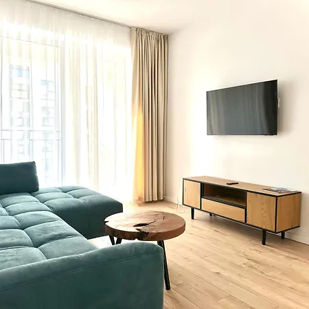 4friendscoresibrasov J Lejlighed Braşov