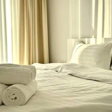 4friendscoresibrasov J Lejlighed *