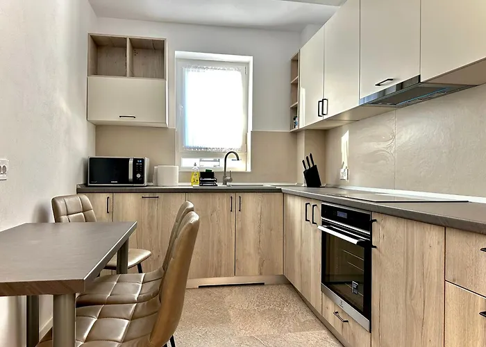 4friendscoresibrasov J *